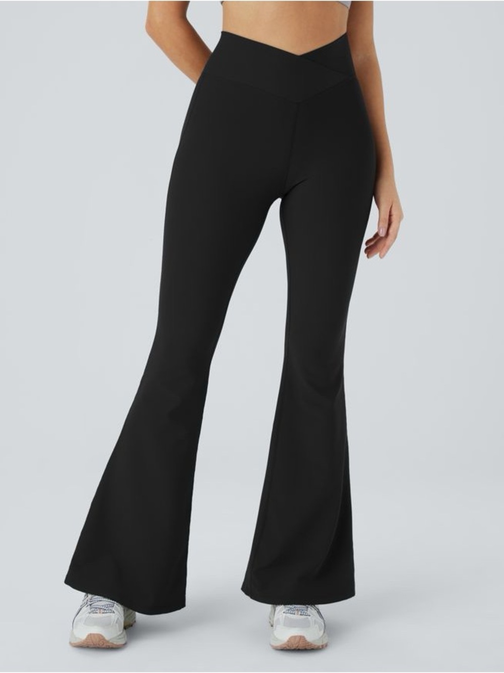 NEW Halara Patitoff Pet Hair Resistant Crossover Leggings Black Flare L Petite